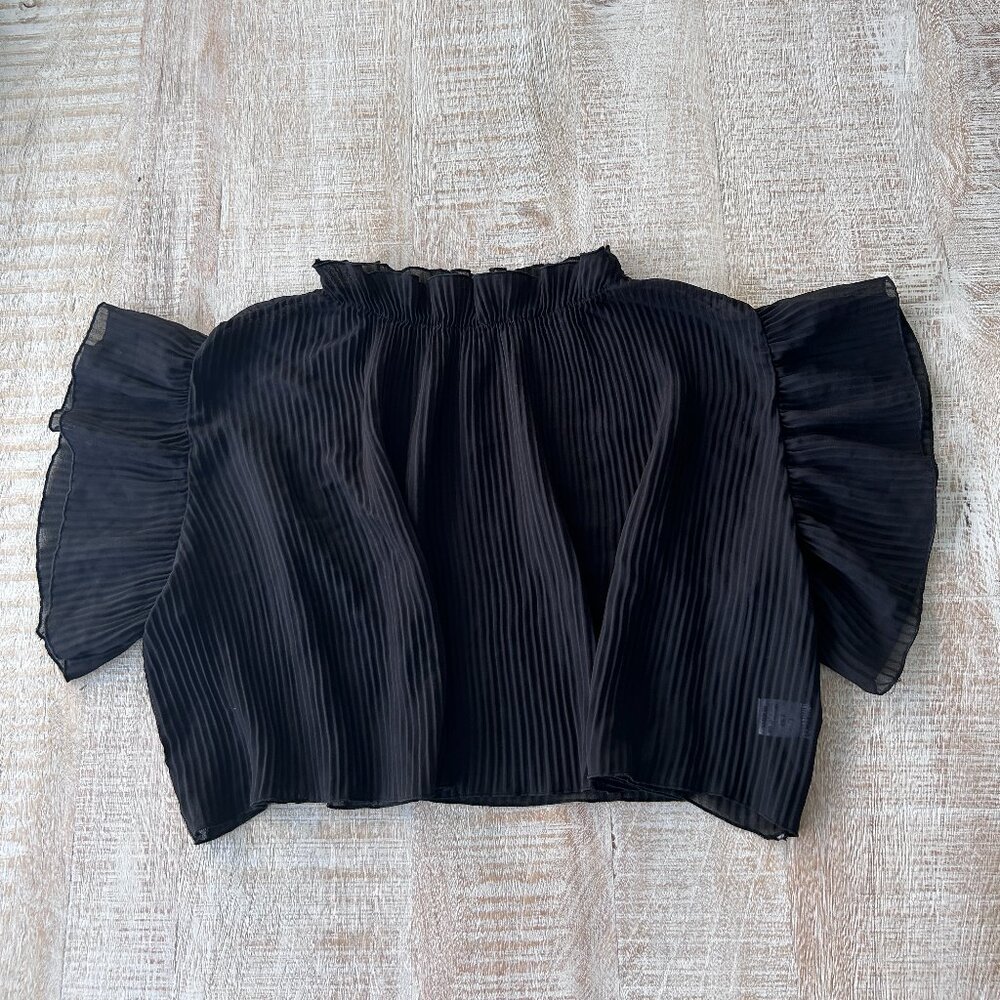 Black Sheer Cropped Blouse/Top/Shirt Ruched Neck Size Large*
